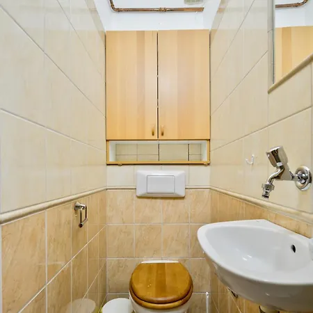 Buda Breeze 1bdr W Ac By Nw Apartman Budapest