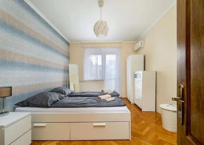 Buda Breeze 1bdr W Ac By Nw Apartament